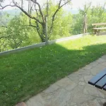 Obstbau Und Gastezimmer Stani Kitzeck im Sausal
