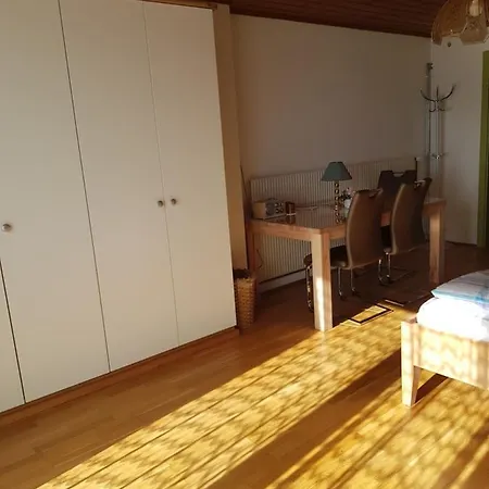 Obstbau Und Gastezimmer Stani Homestay *