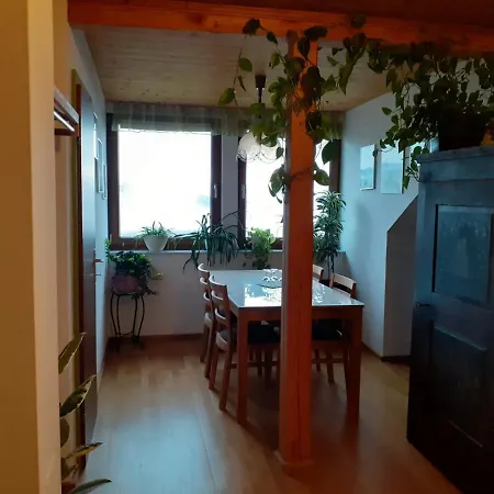 Obstbau Und Gaestezimmer Stani *