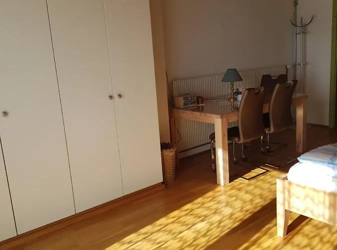 Obstbau Und Gaestezimmer Stani Accommodatie bij particulieren *