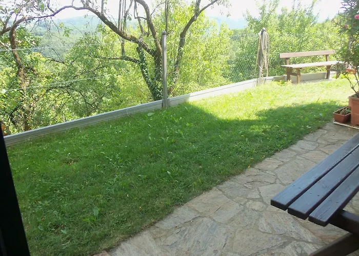 Obstbau Und Gaestezimmer Stani Kitzeck im Sausal